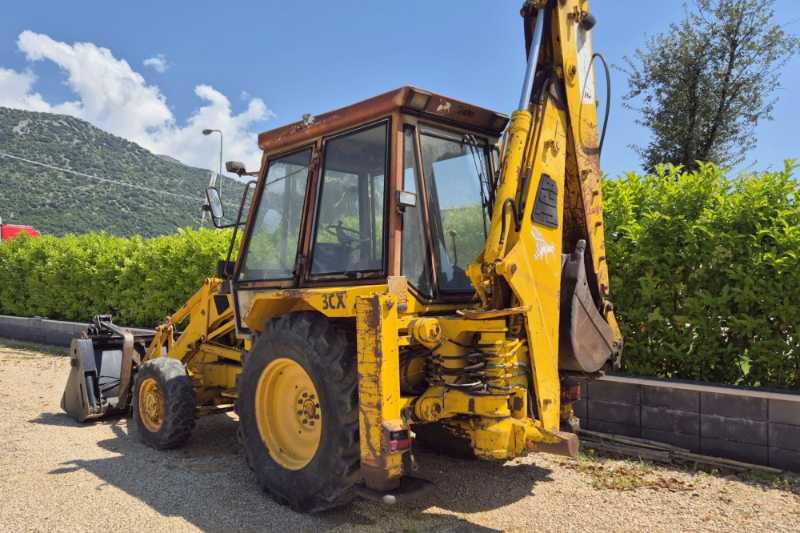 OmecoHub - Immagine JCB 3CX